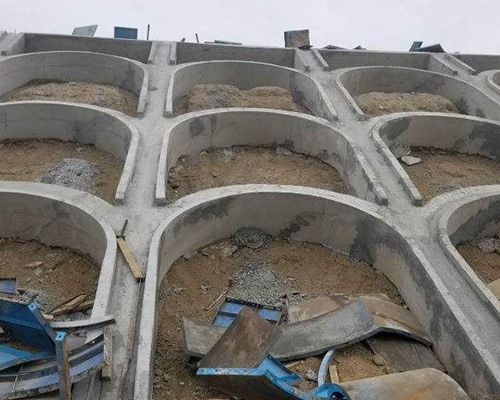 護(hù)坡鋼模板